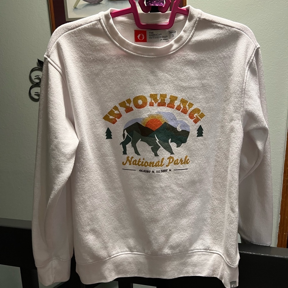 Wyoming National Park White Sweatshirt #263